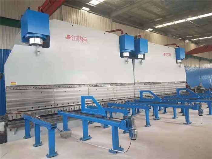 大型折彎機(jī) 大型折彎機(jī)