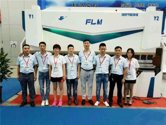 鋼板折彎機(jī) 鋼板折彎機(jī)